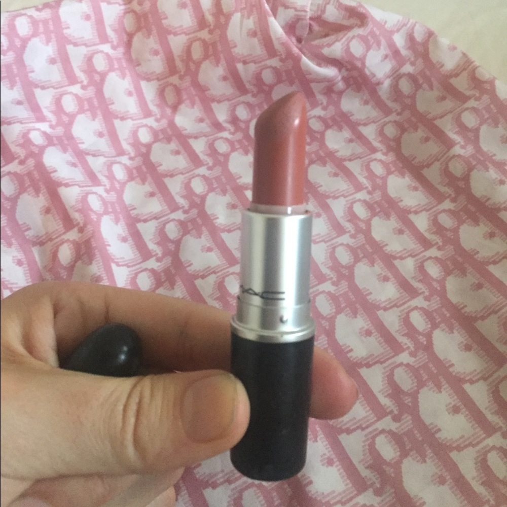 Auth MAC velvet teddy matte lipstick used once